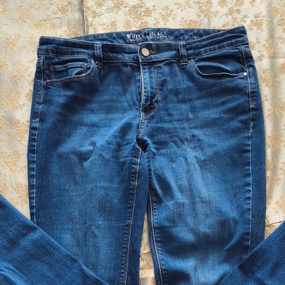 White House Black Market Women's Dark Blue  Jeans